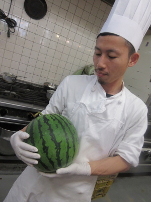この夏も登場しました~スイカゼリー!!_a0171984_17440429.jpg