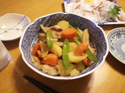 豚肉の肉じゃが_b0312424_19231546.jpg