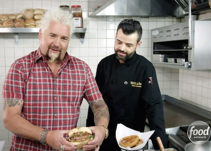 Diners, Drive-Ins and Dives ＠ダイナー好きへ_b0118001_15425728.jpg
