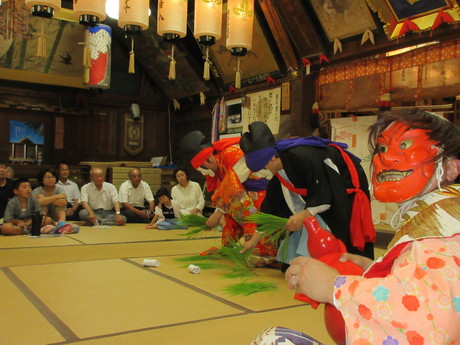 脇川新田の神楽奉納･都野神社夏祭り_a0203003_10384495.jpg