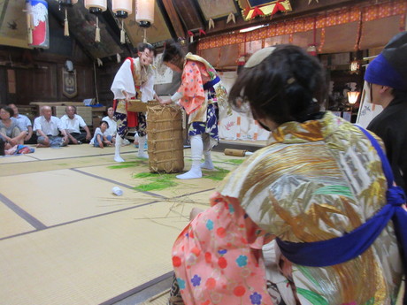 脇川新田の神楽奉納･都野神社夏祭り_a0203003_10392450.jpg