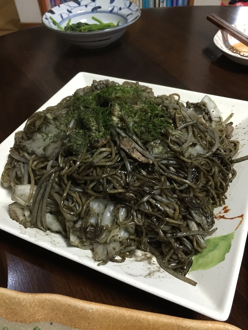 黒焼きそばソースの味とバレンティのランプ_f0076731_21412567.jpg