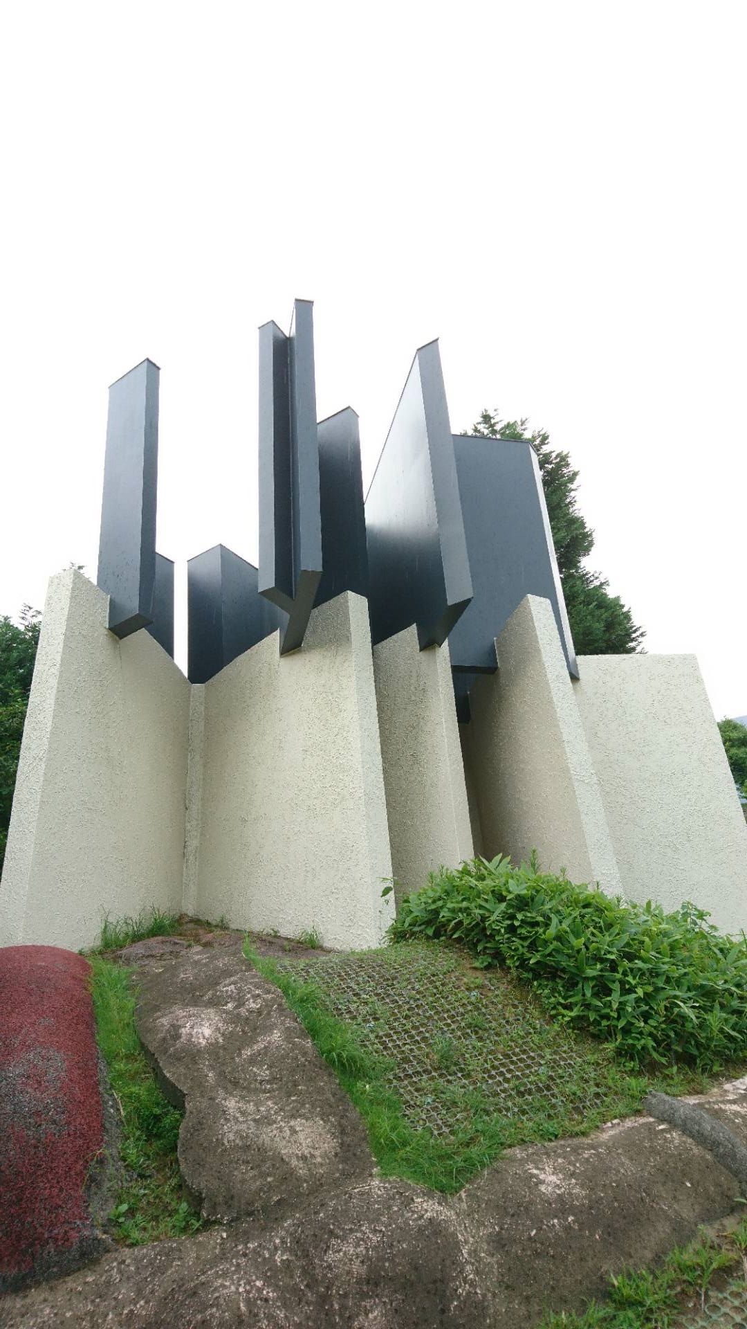 岐阜妙景　モネの池、ツインアーチ138、養老天命反転地_c0002171_2322215.jpg