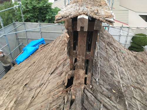 甲府市 本燻しの屋根 其の二_b0242734_22531247.jpg
