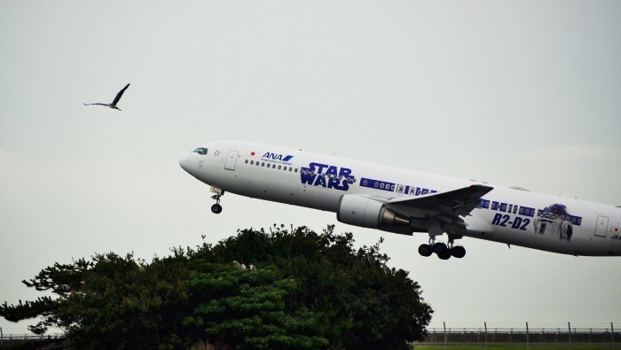 ”STAR WARS Jet at Yamaguchi-UBE Airport...7/18tue\"_d0153941_21091041.jpg