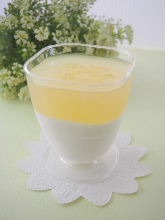 小夏のヨーグルトゼリー。・*_c0184211_18591833.jpg