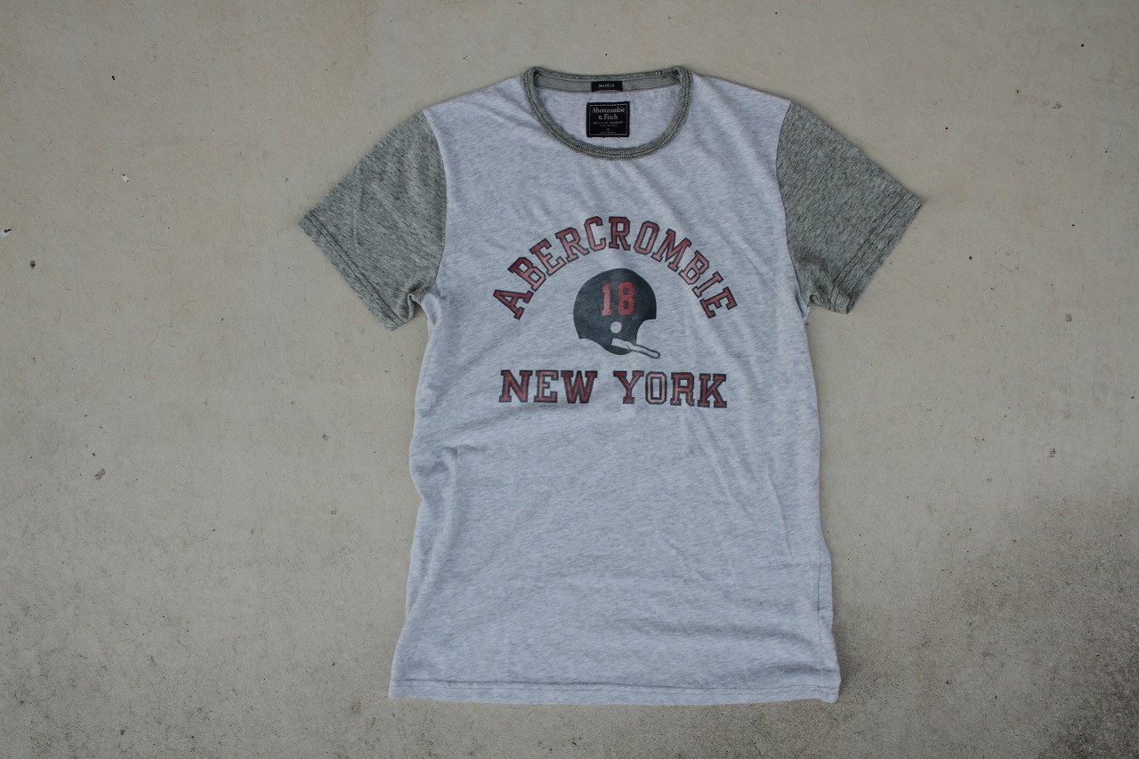 一枚でかっこいいアバクロのTEE_b0139233_11473432.jpg