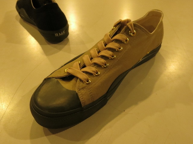 \"RockyMountainFeatherbed × TheThreeRobbers TRAIL GUIDE SHOES LOW\"ってこんなこと。_c0140560_13311247.jpg