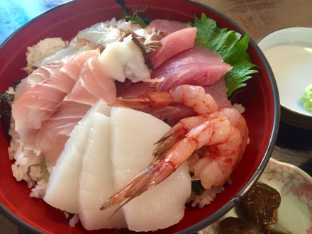 「海鮮丼」♪_e0028387_19163954.jpg