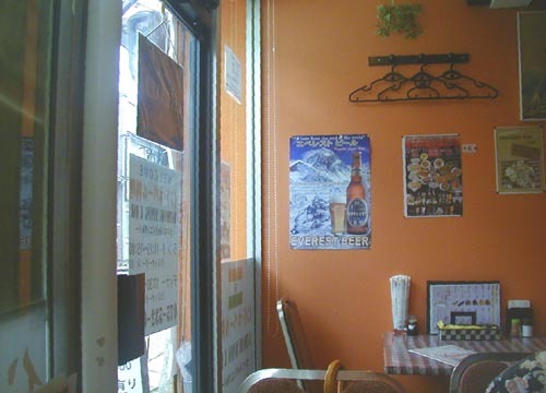 ●10か月経って入ったインド・ネパール料理店_d0053294_00311766.jpg
