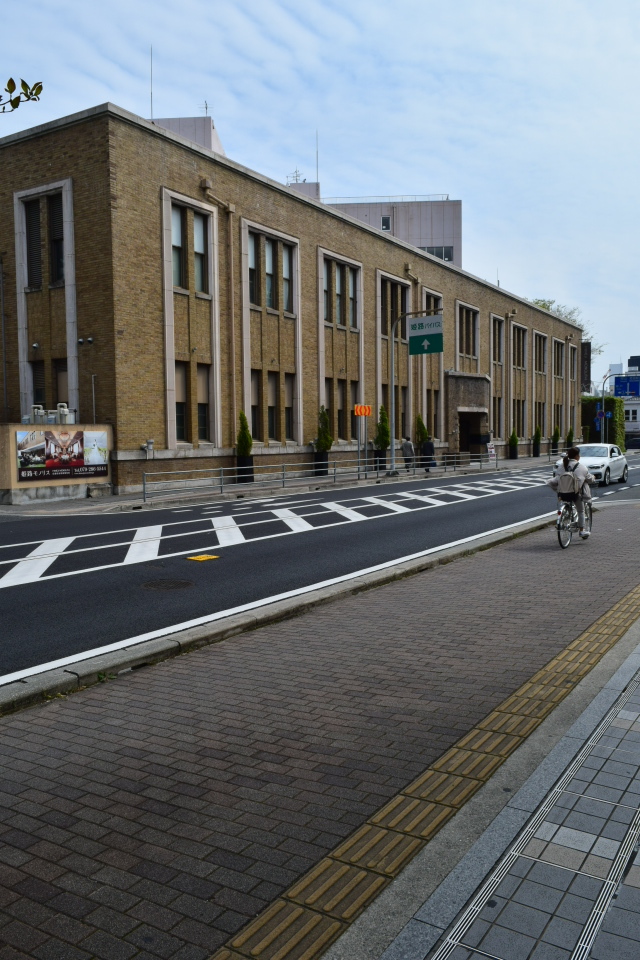 兵庫県姫路市の姫路モノリス(昭和モダン建築再訪)_f0142606_07522559.jpg