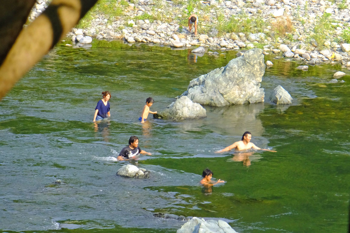 川遊びと佐伯泰英　7月22日（土）その2_b0215220_18412571.jpg