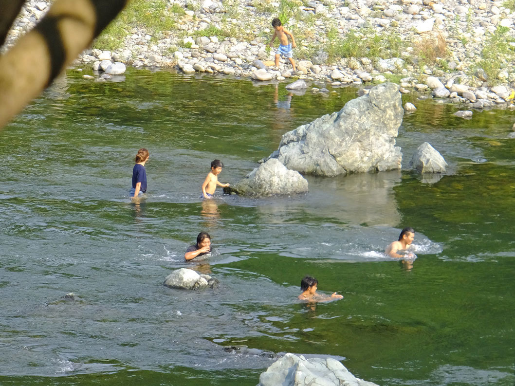 川遊びと佐伯泰英　7月22日（土）その2_b0215220_18421337.jpg