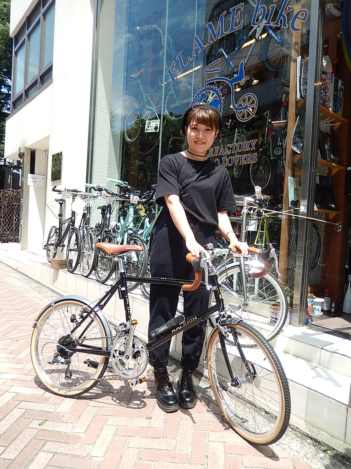 7月22日 渋谷 原宿 の自転車屋 FLAME bike前です_e0188759_18321875.jpg