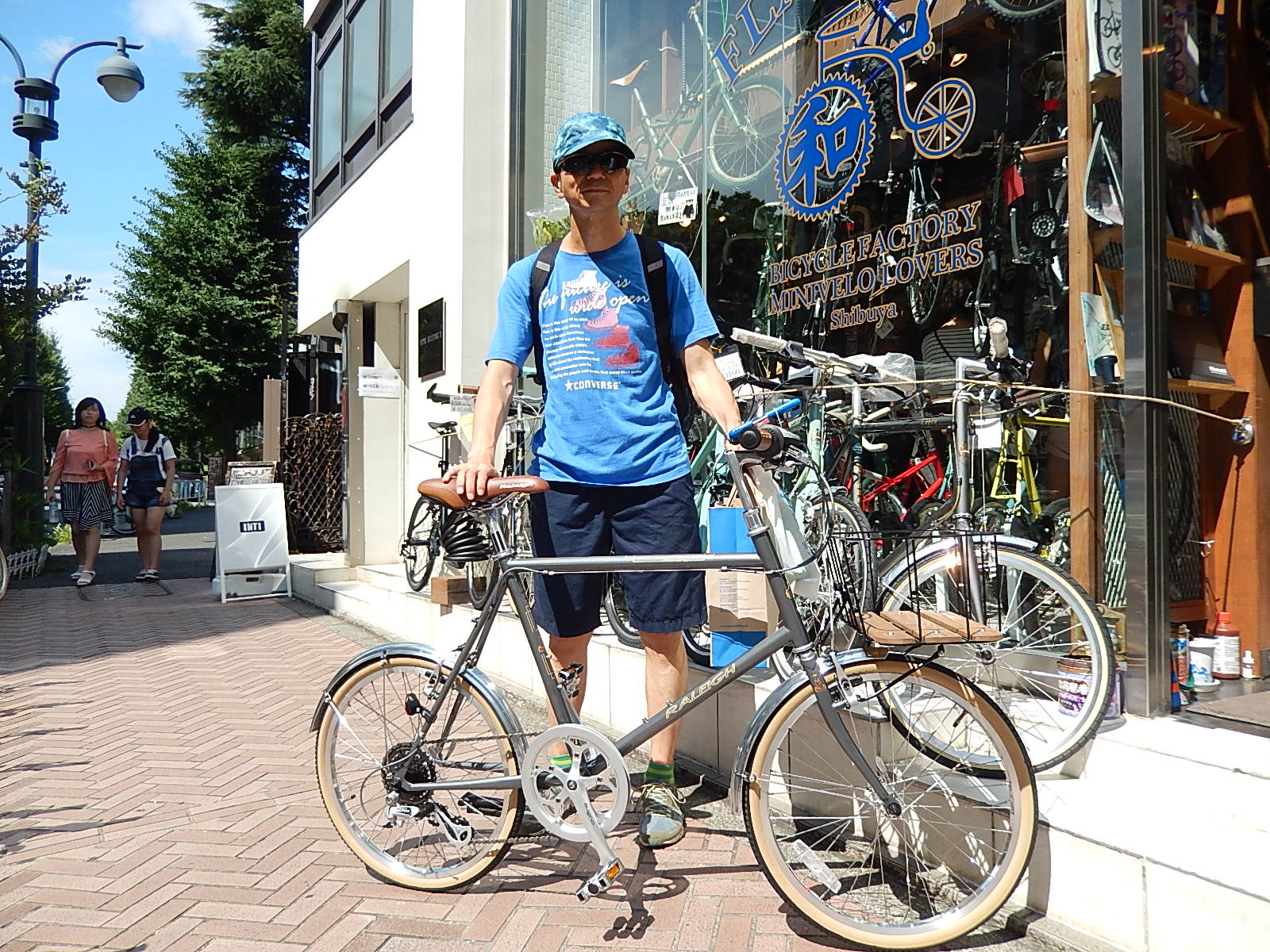 7月22日　渋谷　原宿　の自転車屋　FLAME bike前です_e0188759_18355936.jpg