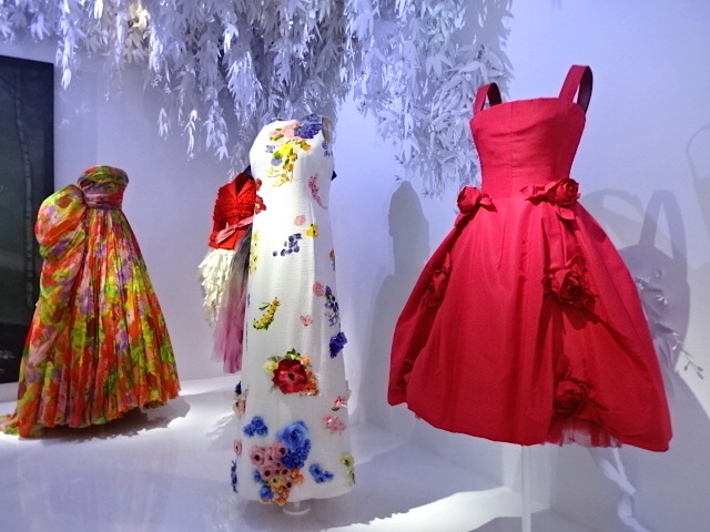 クリスチャン・ディオール展＠装飾美術館（パリ１区）Christian Dior, couturier du reve a Musee des arts decoratifs Paris 1er_d0347869_00193554.jpg