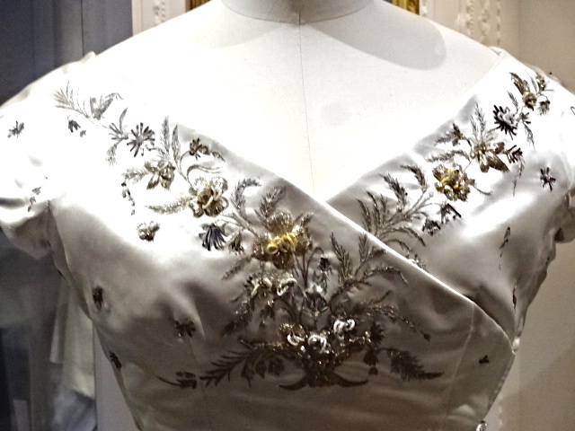 クリスチャン・ディオール展＠装飾美術館（パリ１区）Christian Dior, couturier du reve a Musee des arts decoratifs Paris 1er_d0347869_00200088.jpg