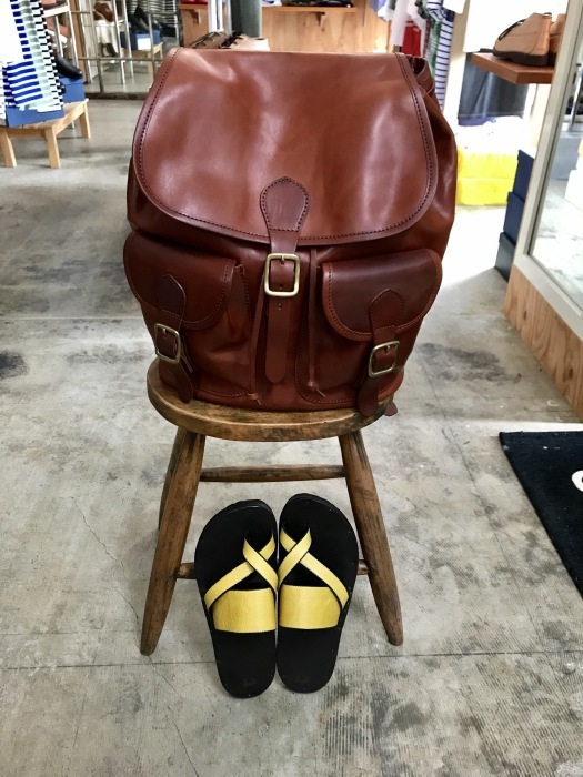 要のBAG と 要の靴(SANDAL)_d0152280_12450559.jpg