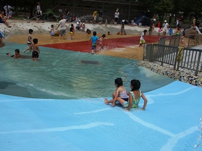 舎人公園じゃぶじゃぶ池 ふんわり日和