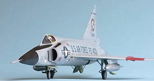 コンベア F-102A デルタダガー (MENG MODEL 1/72)。_e0118346_15523086.jpg