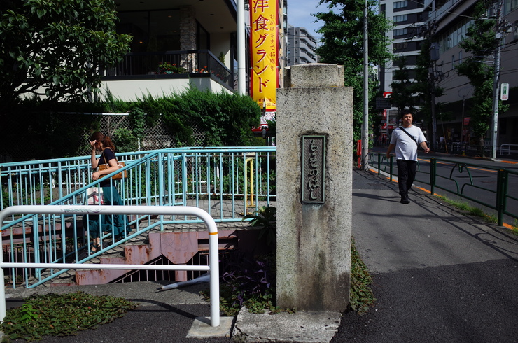 a0287336_16115440.jpg