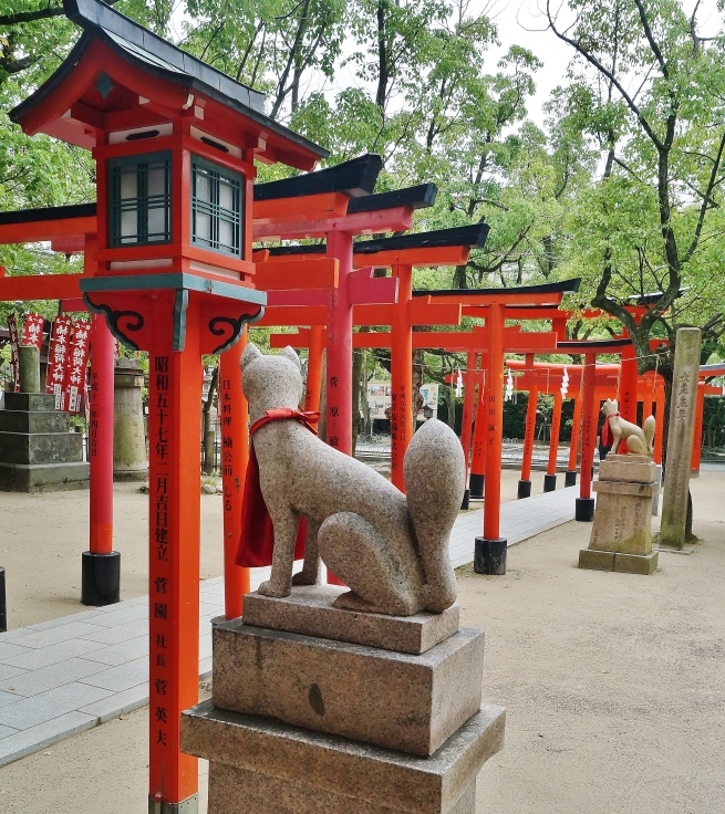 楠本稲荷神社にお参り_b0063958_21171038.jpg