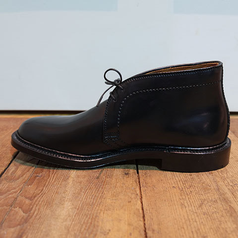 Alden CHUKKA(CORDOVAN) -BLACK- #1340 入荷！！_e0152373_16564188.jpg