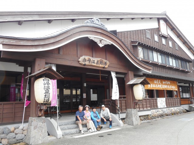 「白山」登山中止して永平寺等の見学旅行に_c0218841_17020648.jpg