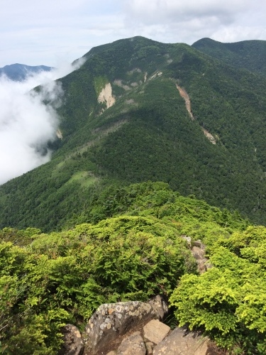雁坂峠へ_c0369344_11114677.jpg