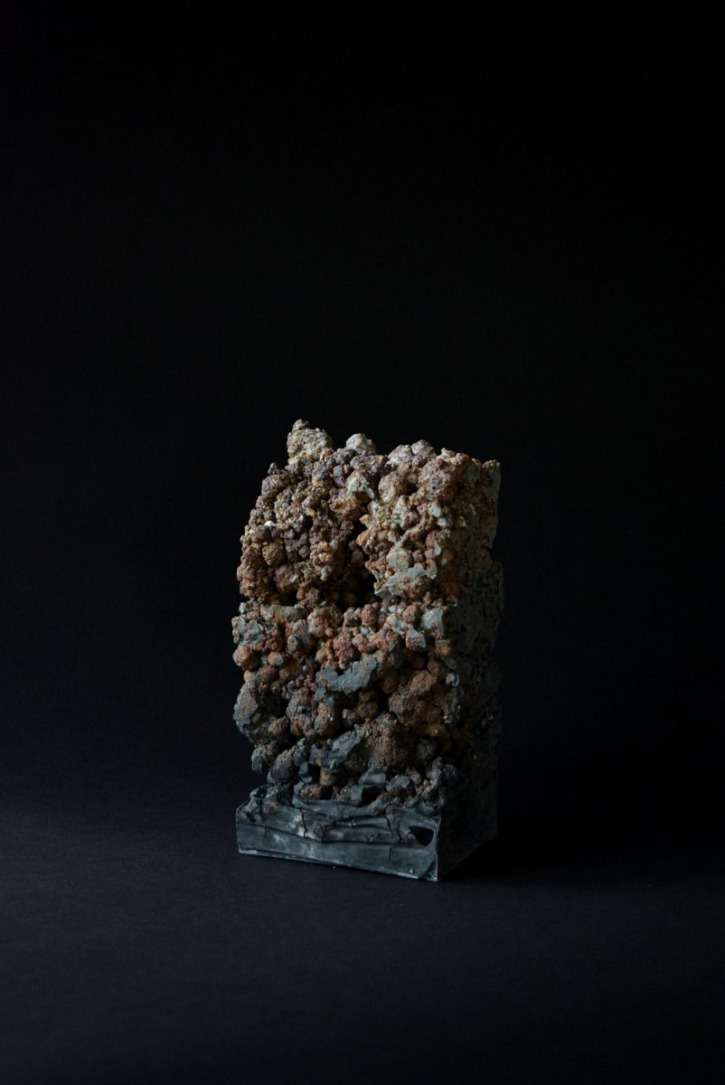 「 白石陽一展 土の現象 」 粔籹 角柱・三角柱_d0087761_041180.jpg