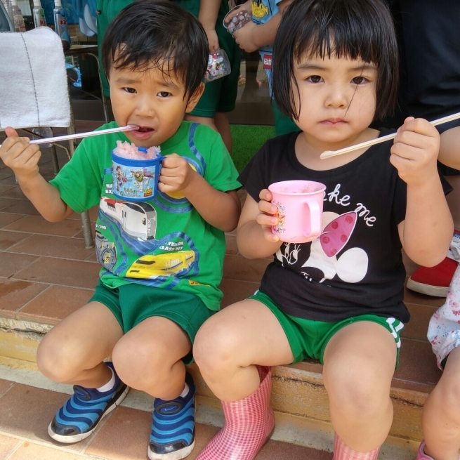 プール遊び&かき氷_c0212598_17273306.jpg