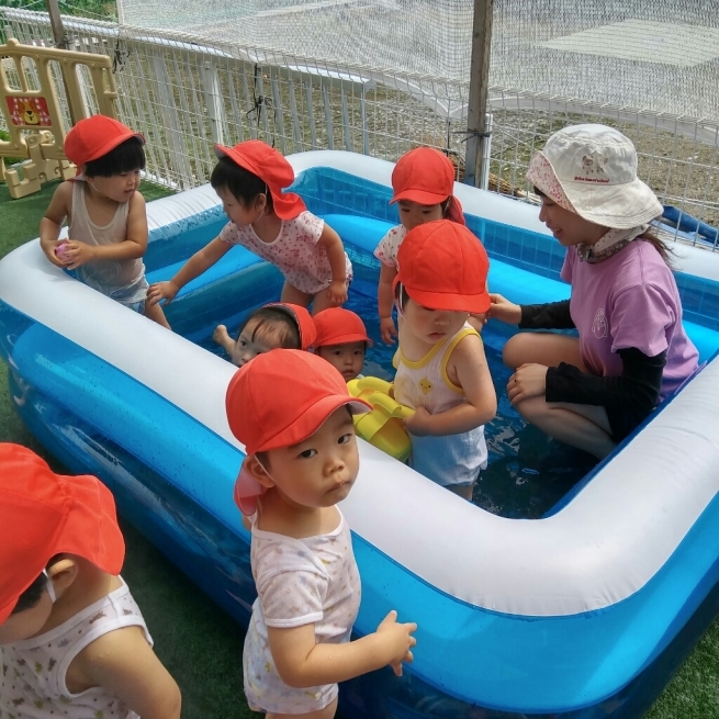 プール遊び&かき氷_c0212598_17274561.jpg