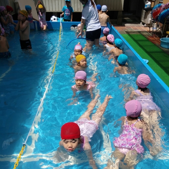 プール遊び&かき氷_c0212598_17275235.jpg