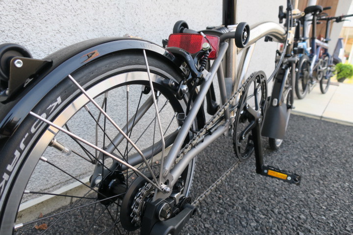 S2LX ニッケルブラックエディション入荷!_c0132901_21000106.jpg
