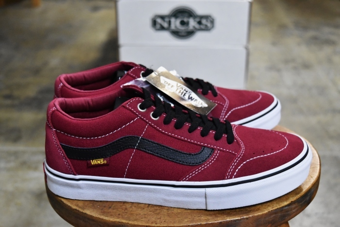 久々の海外VANS! TNT 稀少な限定モデルです!!_d0152280_08381297.jpg