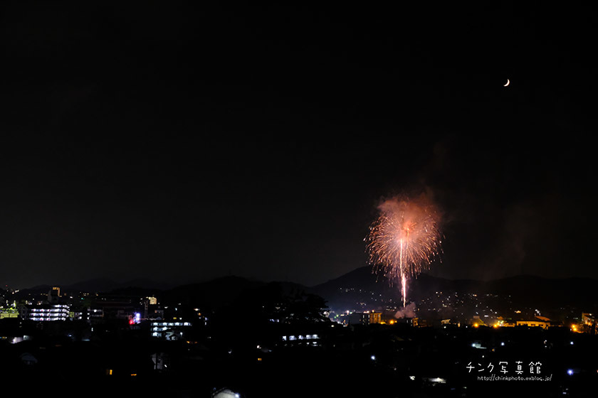 自衛隊花火_e0254298_22103472.jpg