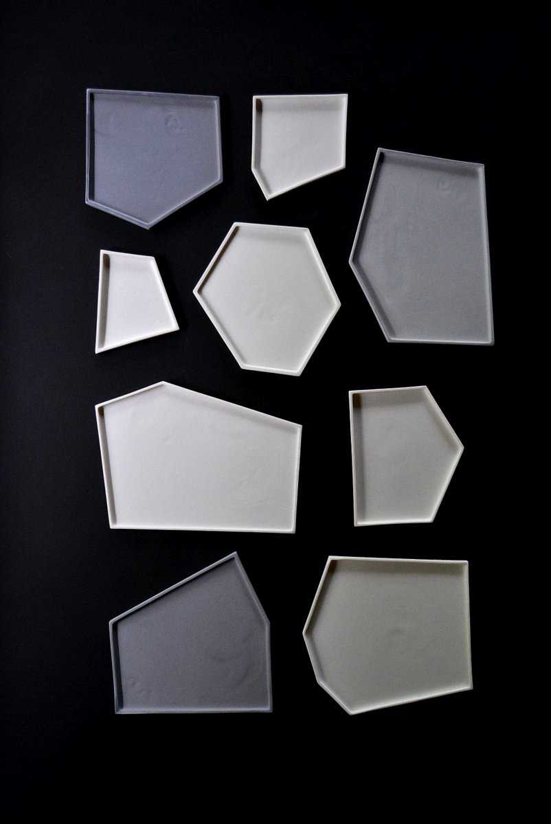 「 白石陽一展 土の現象 」 plate_d0087761_030164.jpg
