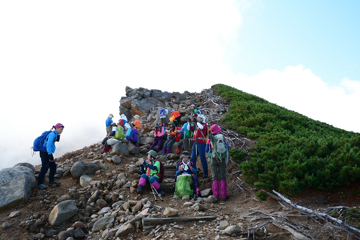 十勝連峰縦走★上富良野岳～上ホロカメットク山～十勝岳★2017.7.29_a0248508_22522962.jpg