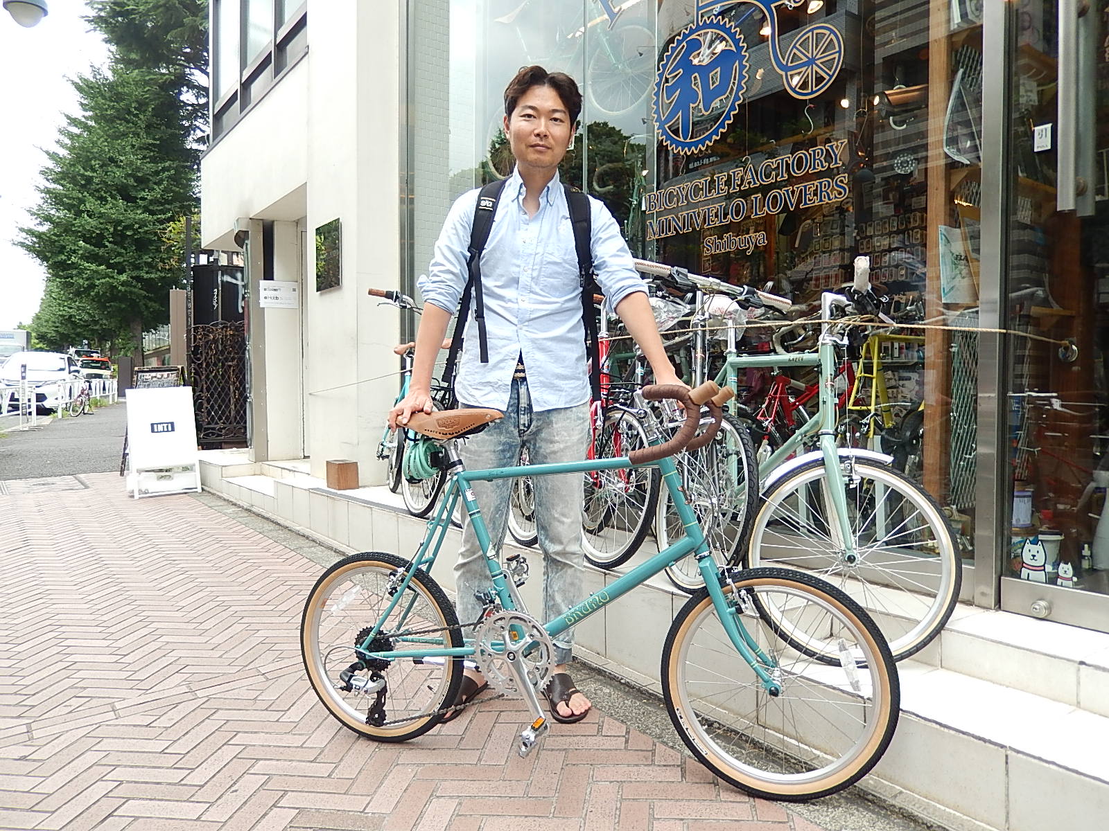 7月29日　渋谷　原宿　の自転車屋　FLAME bike前です_e0188759_19211874.jpg