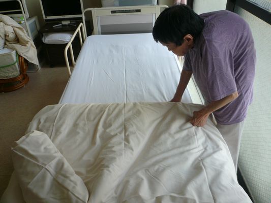 7/29 シーツ交換・入浴_a0154110_13381796.jpg