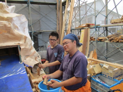 山車制作42日目と43日目_d0167923_19590270.jpg