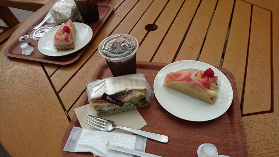 フラリエでのライブ、ありがとうございました!_f0373339_104124100.jpg