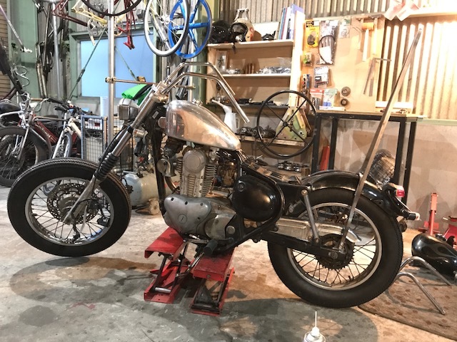 杉山さんのエストレヤ : カスタムバイク取扱店【七伍屋】 杉山さんのエストレヤ : カスタムバイク取扱店【七伍屋】