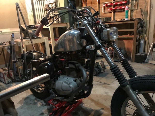杉山さんのエストレヤ : カスタムバイク取扱店【七伍屋】 杉山さんのエストレヤ : カスタムバイク取扱店【七伍屋】