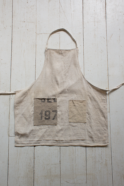 CHILD APRON_a0124565_20110628.jpg