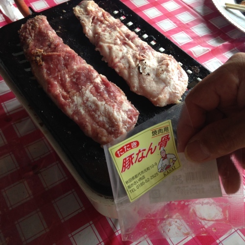 能代脳物「たたき豚なん骨」_e0054299_13432325.jpg