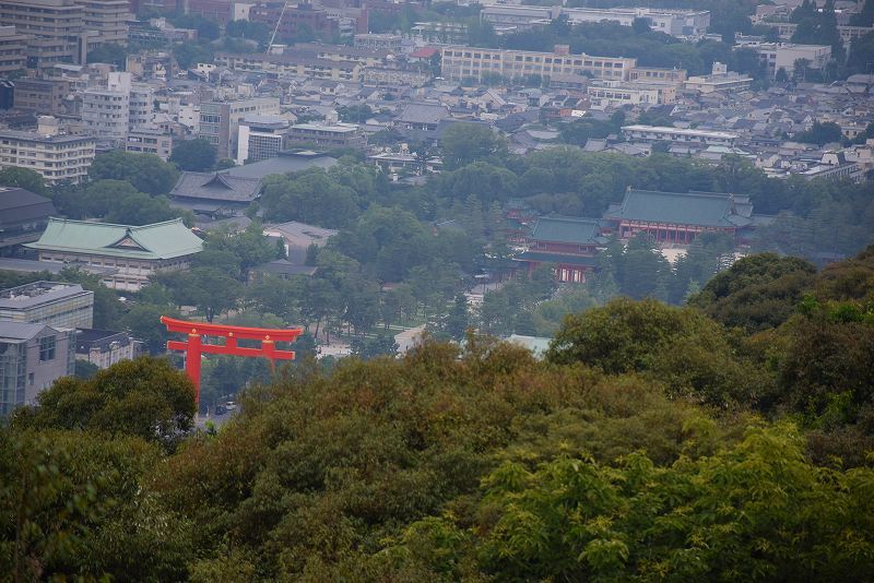 京都市を一望「将軍塚青龍殿」とガラスの茶室20170725_e0237645_23514568.jpg