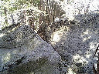 2005/5GW 青森怪所めぐり~梵珠山、恐山、日本中央の碑(追記)、キリストの墓ほか(暫定報告書)フォント修正、アルバム追加、卒塔婆参考追記_b0116271_18005439.jpg