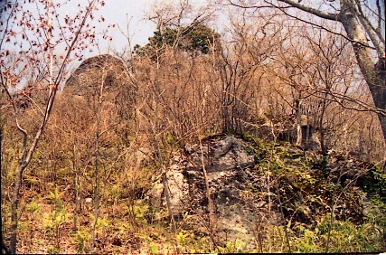 2005/5GW 青森怪所めぐり~梵珠山、恐山、日本中央の碑(追記)、キリストの墓ほか(暫定報告書)フォント修正、アルバム追加、卒塔婆参考追記_b0116271_18053949.jpg
