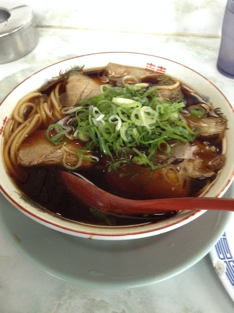 京都の老舗”新福菜館”はラーメンだと思うと間違うで。_a0334793_01132591.jpg